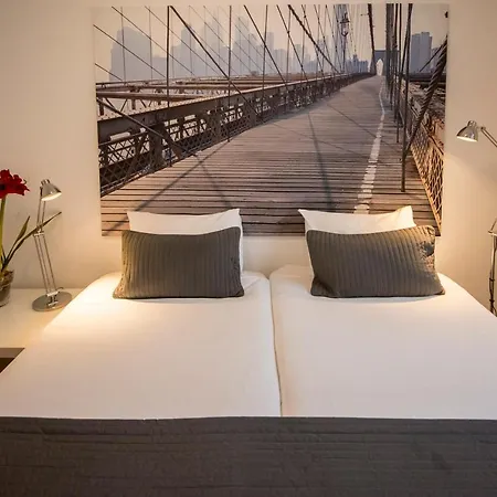 Fanqueiros 204 - Old Town דירה